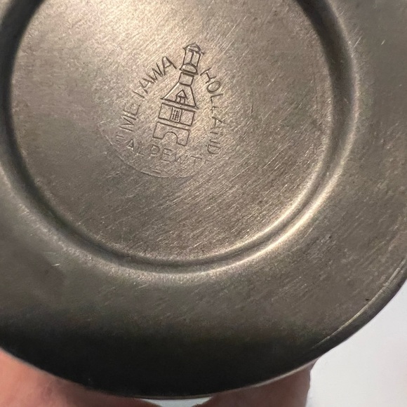 Vintage Pewter vase from Holland - Picture 8 of 9